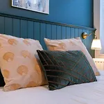 Huswell - Stylish Studio In The Heart Of Bruges